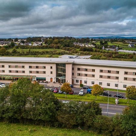 McWilliam Park Hotel Claremorris Exteriör bild