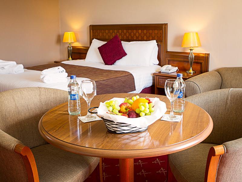 McWilliam Park Hotel Claremorris Exteriör bild