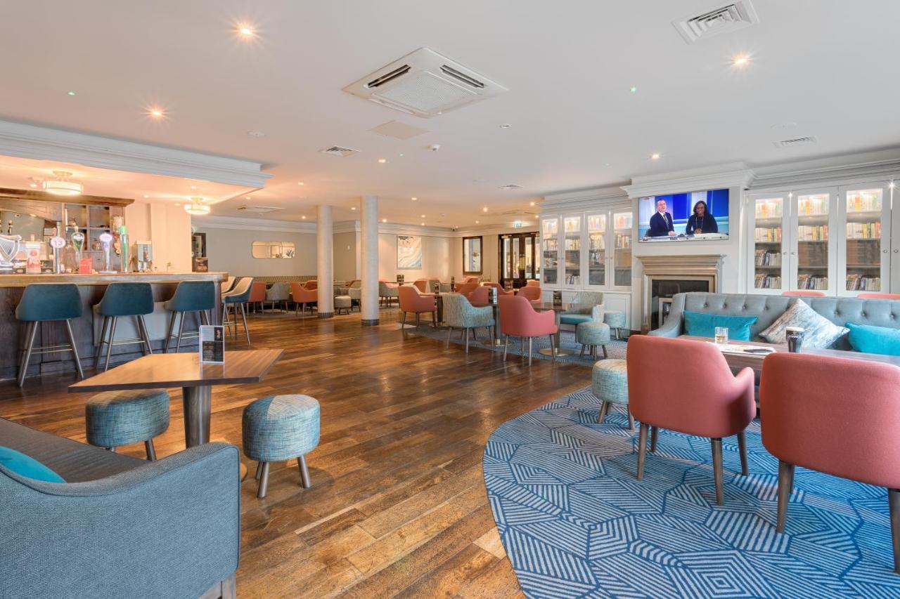 McWilliam Park Hotel Claremorris Exteriör bild